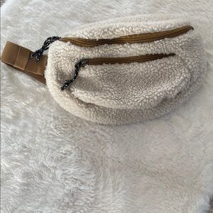 Eddie Bauer Cream and Brown Fleece Waist Bag